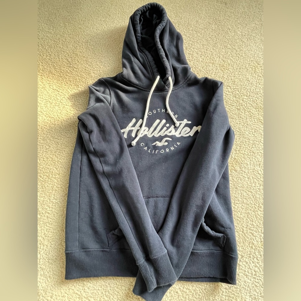 Hollister | black graphic logo hoodie